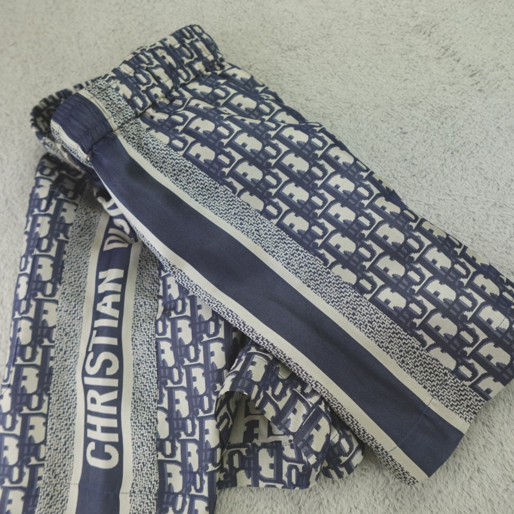 Christian Dior Shorts Chez Moi‎ - Picture 12 of 15